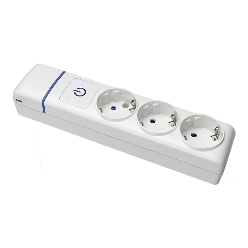 Base múltiple de 3 tomas 2p+t, 16 a 250 v con interruptor luminoso.