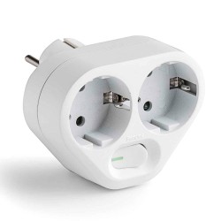 Adaptador 2 tomas 2p+t schuko con interruptor ip20 blanco