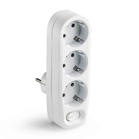 Adaptador 3 tomas 2p+t schuko con interruptor ip20 blanco